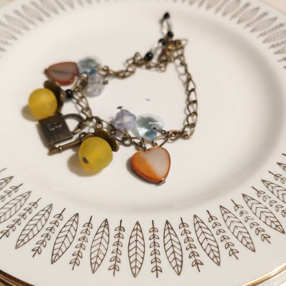 Beautiful Vintage Royal Knight 22K gold design - Picture 3 of 6